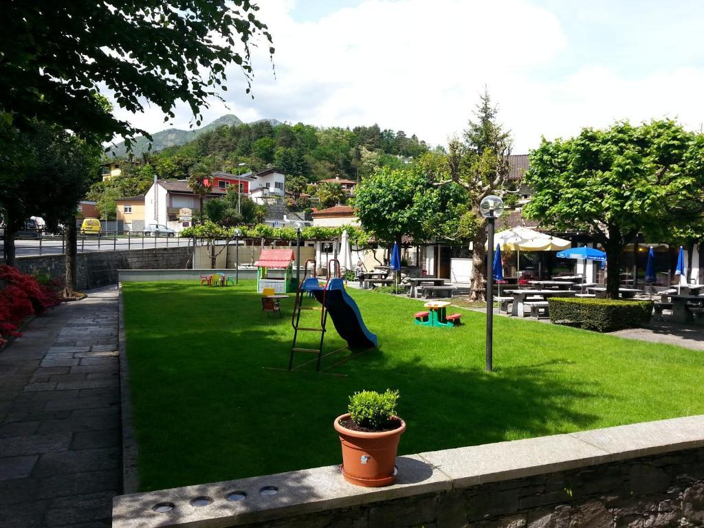 Osteria Belvedere Losone Esterno foto