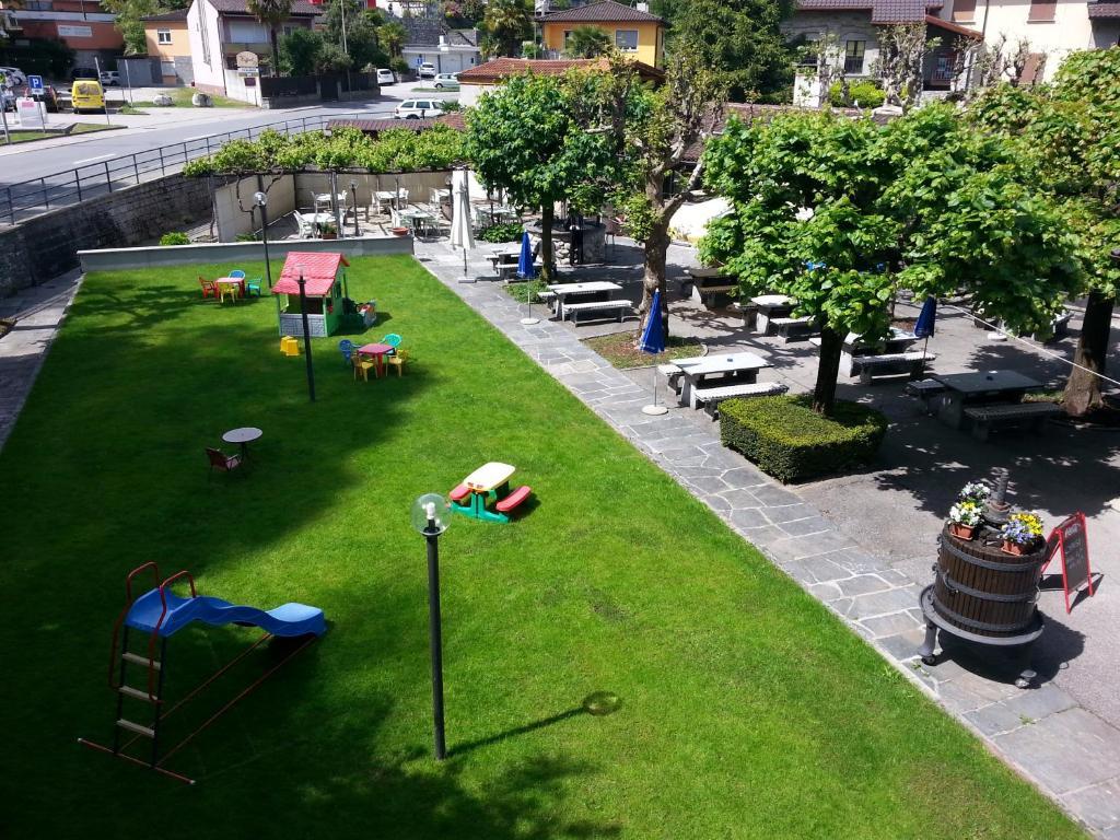 Osteria Belvedere Losone Esterno foto